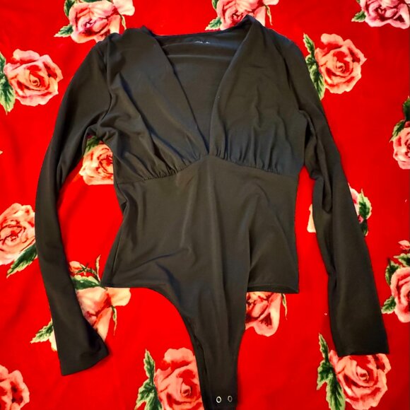 Abercrombie & Fitch Black Long Sleeve Deep V-Neck Bodysuit Soft A&F Collection - Picture 7 of 15